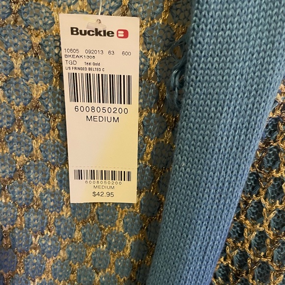 Buckle Cardigan - Picture 2 of 5